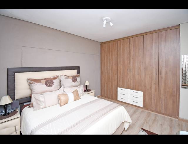 4 BEDROOM APARTMENT FOR SALE IN FORDSBURG